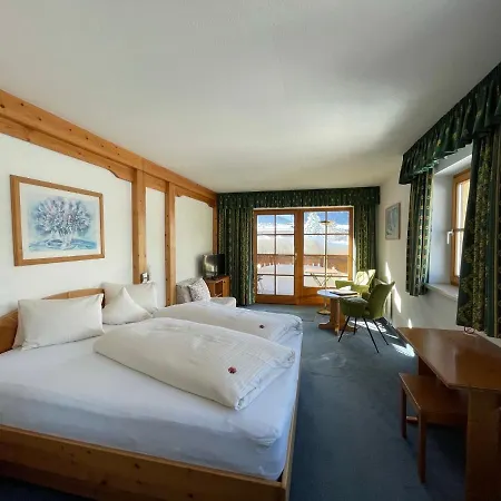 Hotel Alpin Ehrwald Buitenkant foto