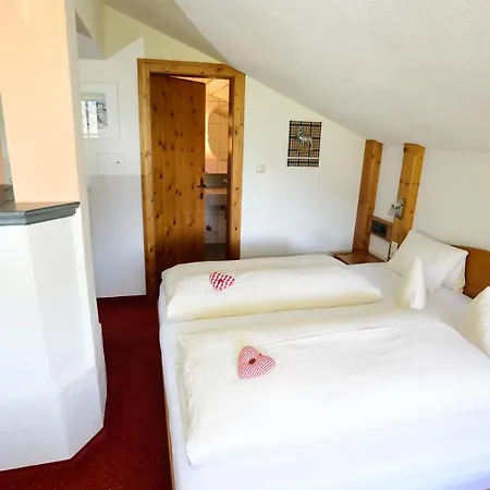 Hotel Alpin Ehrwald Buitenkant foto