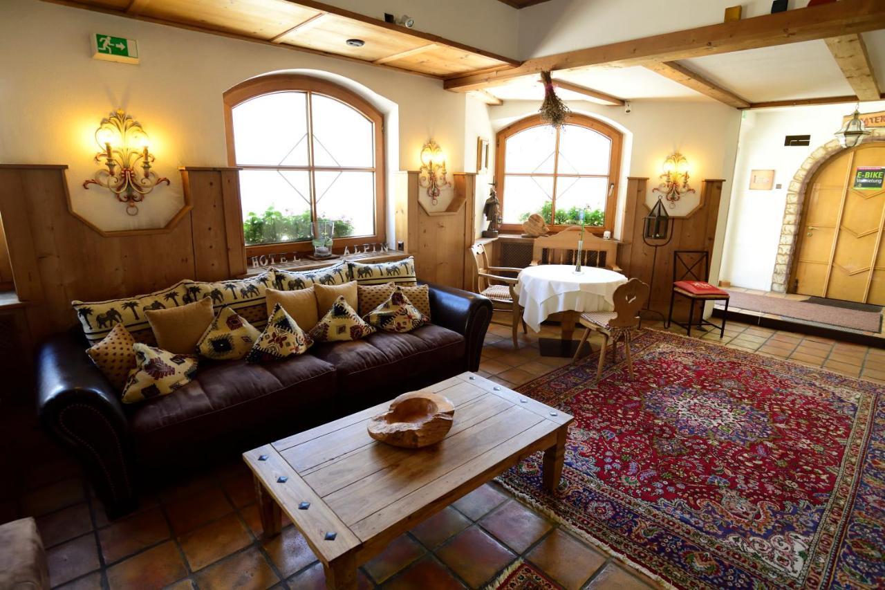 Alpin Hotel